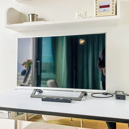 Lakeview App- 603 By Interhome Daire